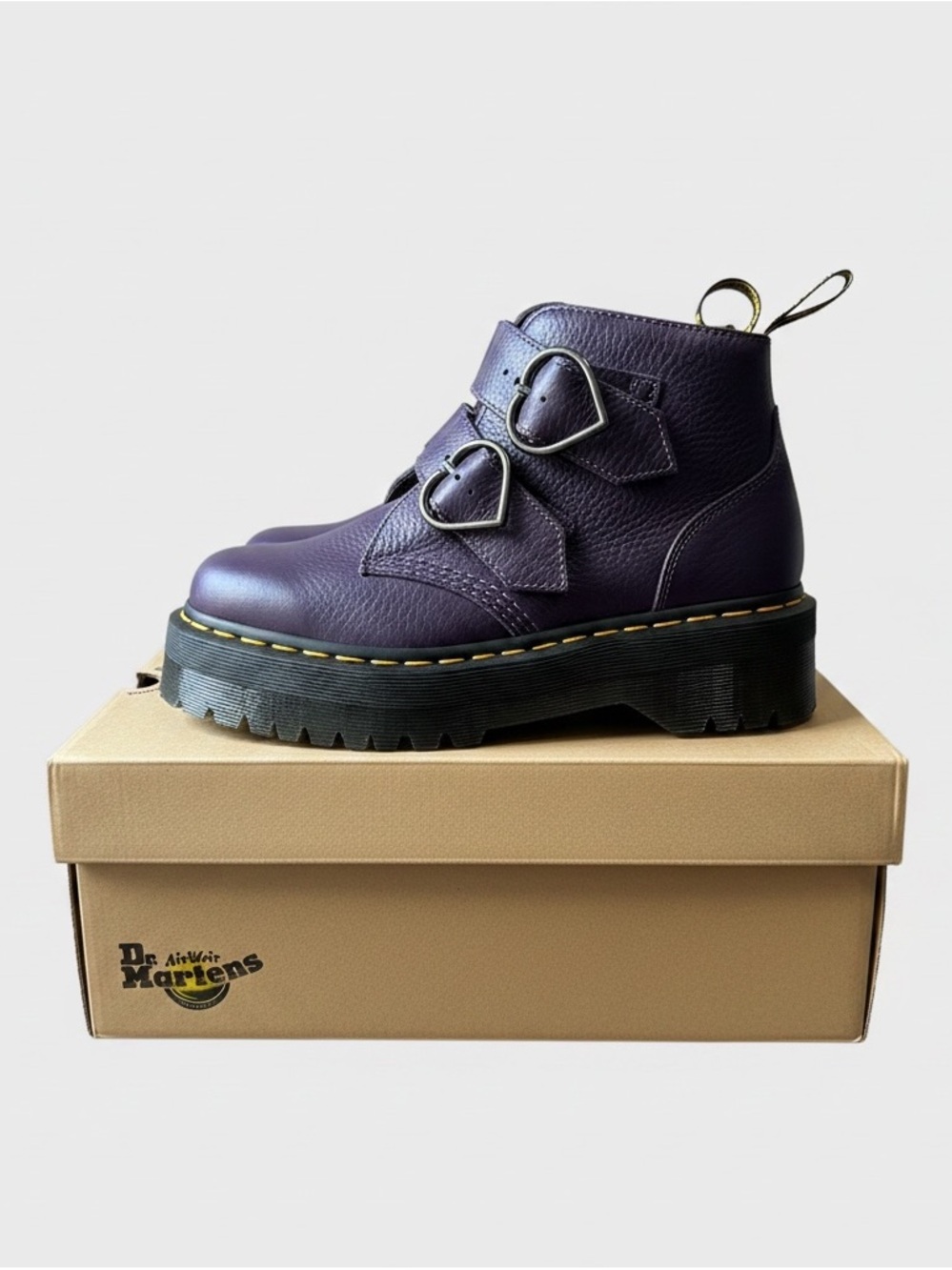 NEW DR. MARTENS Devon Heart Boots Blackcurrant 39 8